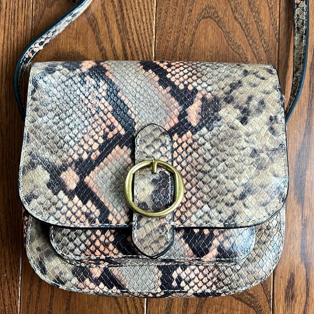 NWOT Crossbody Saddle Purse
